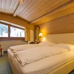Otel Cresta