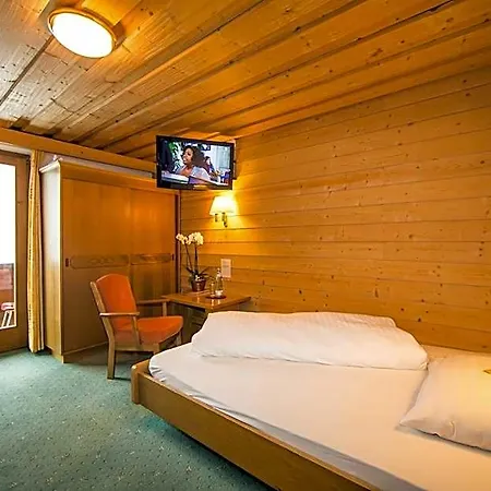 Hotel Cresta
